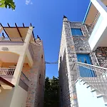 Vathi Apartmanhotel Vathí