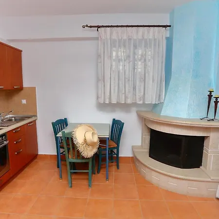 Aparthotel Vathi 4*