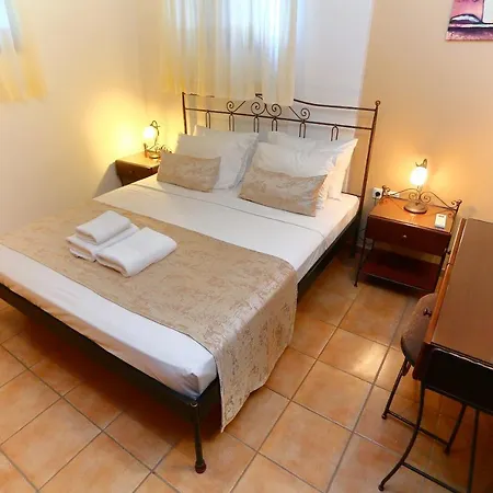 Vathi Aparthotel 4*