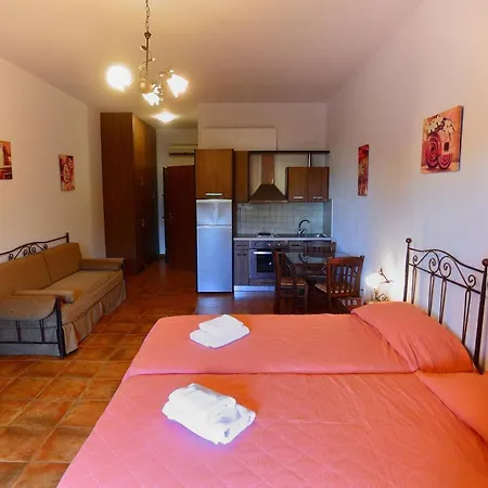 Aparthotel Vathi