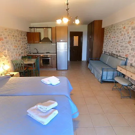 Aparthotel Vathi