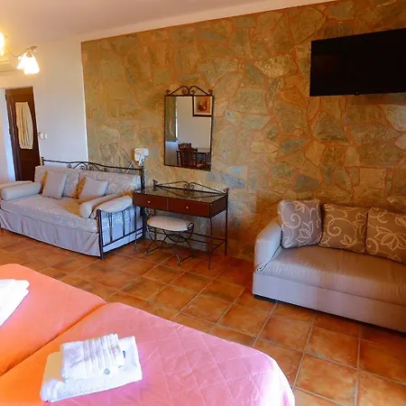 Vathi Aparthotel 4*
