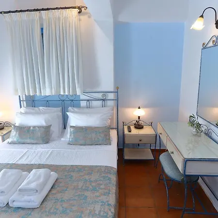 Vathi Aparthotel Vathi (Peloponnese)