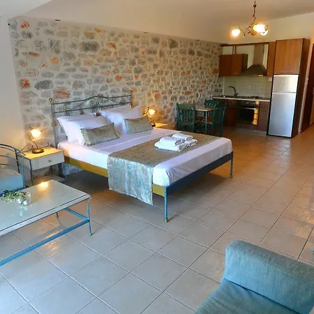 Ξενοδοχείο με διαμερίσματα Vathi Βαθύ